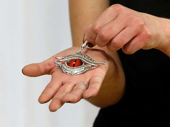 Tiffany technikou si vyrobíte třeba originální amulet (Zdroj: Archiv FTV Prima, se svolením FTV Prima)