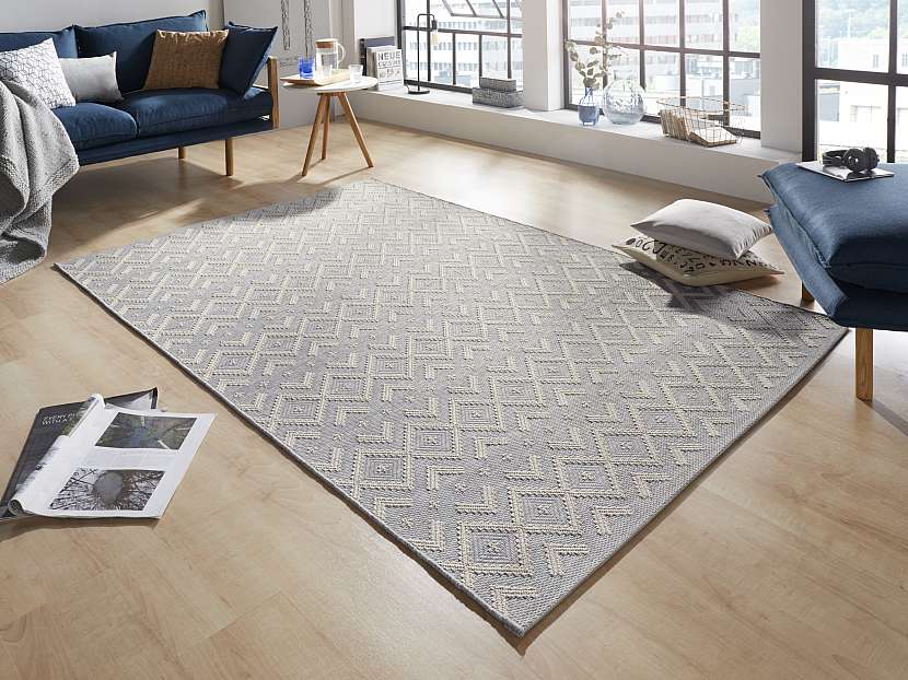 Vzorovaný koberec