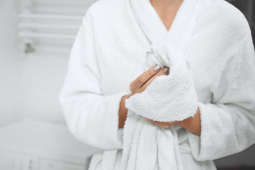 Ideální je prát ručníky při teplotě 40 °C, což je dostatečné pro odstranění běžných nečistot a bakterií