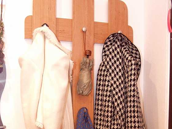 Vyrobte si parádní věšák na kabáty (Zdroj: Pavel Kutil Zeman)
