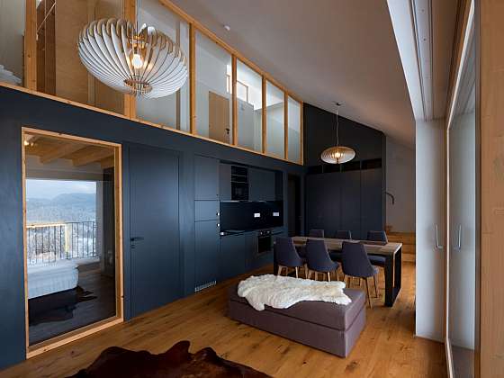 Apartmány jsou zařízeny moderně, a přesto příjemně.