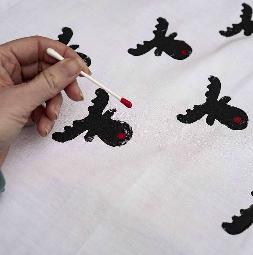 Hotové obtisky můžeme domalovat a dotvořit