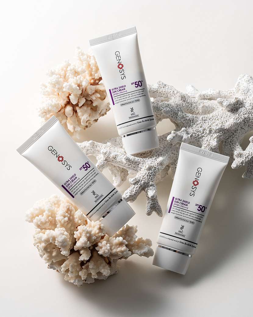 Opalovací krém Genosys Ultra Shield Sun Cream SPF50+ PA++++ poskytuje širokospektrální ochranu proti UVA i UVB záření 