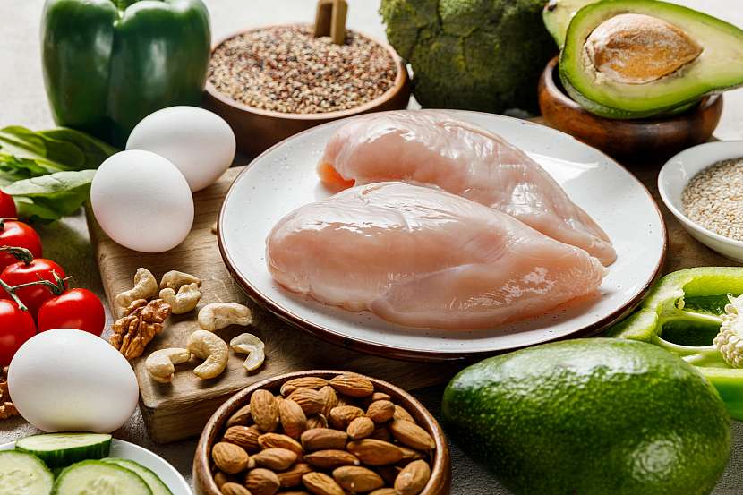 Zdravý přístup k prevenci onemocnění jater by měl zahrnovat vyváženou stravu