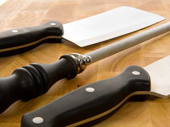 Chcete mít doma stále ostré nože i bez brousku? (Zdroj: Depositphotos)