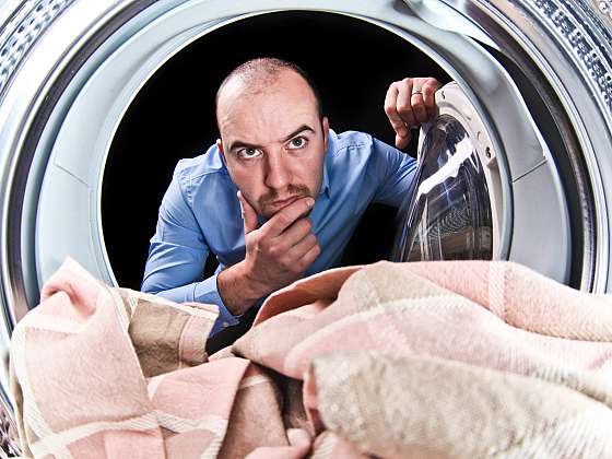 I když se může zdát, že s moderní technikou je praní hračka, v konečném výsledku můžete být rozčarováni (Zdroj: Depositphotos)