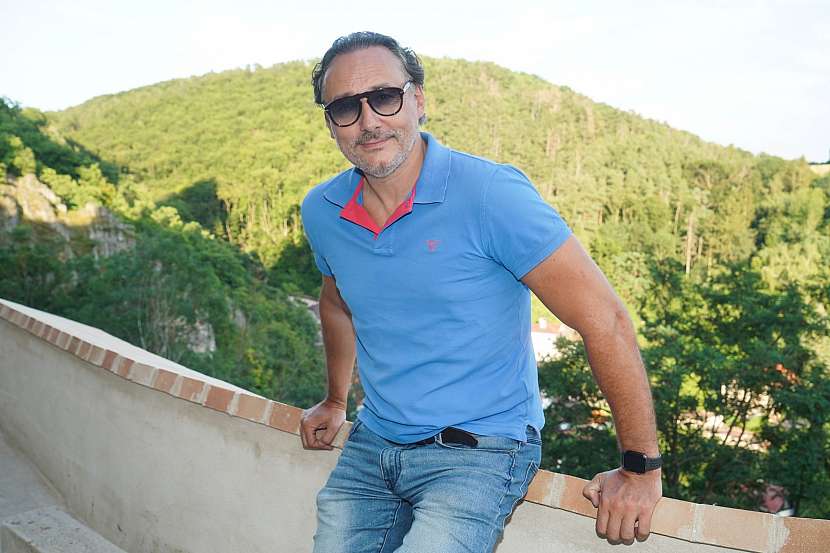 Marian Vojtko nejraději odpočívá ve vinařském sklípku