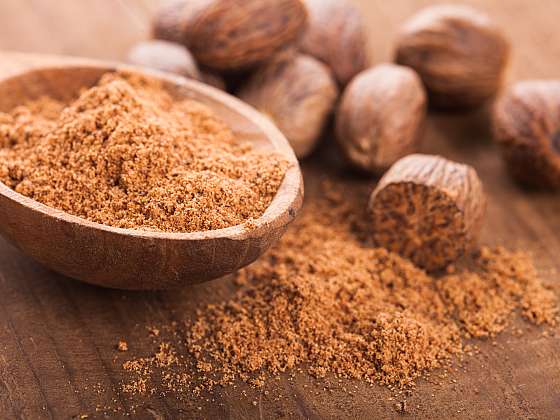 Muškátový ořech je koření i lék (Zdroj: Depositphotos (https://cz.depositphotos.com))