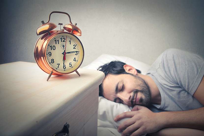 Snažte se dopřát si minimálně 7 hodin spánku denně