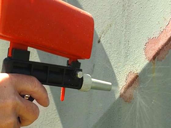 Jak očistit vrata před natíráním