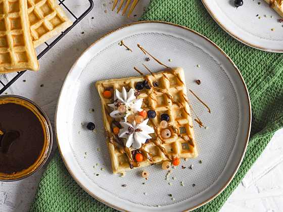 Připravte si úžasné kokosové vafle, jejichž recept vám přinášíme