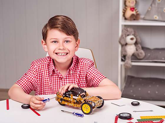 Soutěž o tři stavebnice Merkur, konkrétně o model Buggy