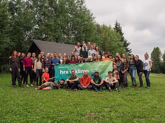 Studenti z 9 zemí EU zapojení do projektu Hra o klima pomáhali s revitalizací rašelinišť a mokřadů v Národním parku Šumava