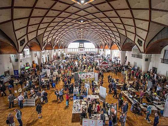 Před vysvědčením na Maker Faire Prague! Sedm aktivit, které s dětmi můžete vyzkoušet na festivalu kreativity