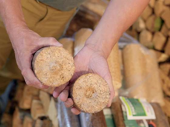 Jak si zpříjemnit vytápění dřevem?