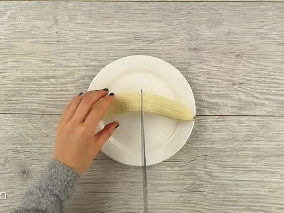 Rozkrojení banánu