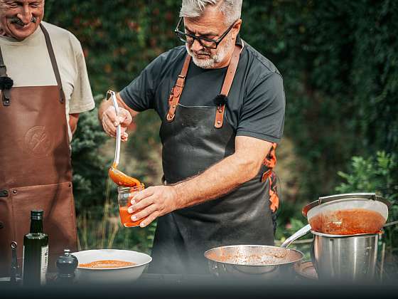 Recept na italskou omáčku sugo