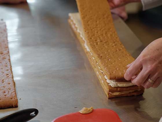 Výroba medového řezu