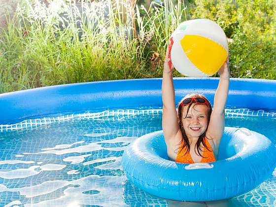 Nejdůležitější pro váš bazén je správná údržba. Sezóna začíná!