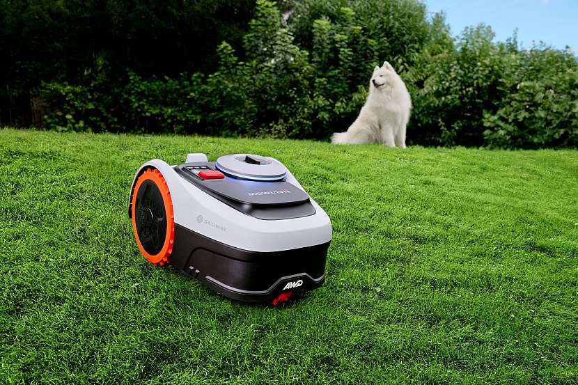 Robotická sekačka Navimow i2 AWD je ideálním řešením pro pohodlnou údržbu trávníku