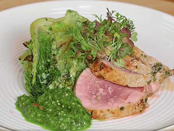 Grilovaná panenka a pečený salát