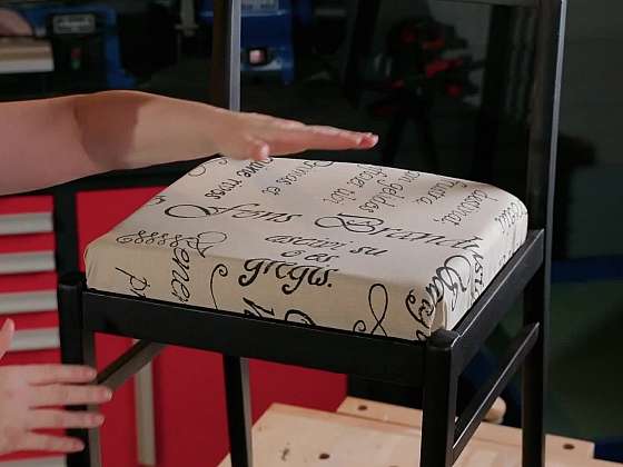 renovace staré židle a nové čalounění