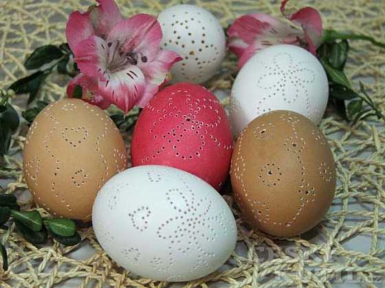 otevřít: Dírkovaná vejce