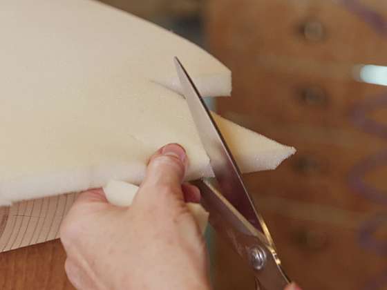 Čalouněná rustikální stolička