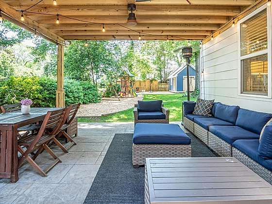 Pergola jako srdce zahrady: Místo pro odpočinek i stylový prvek