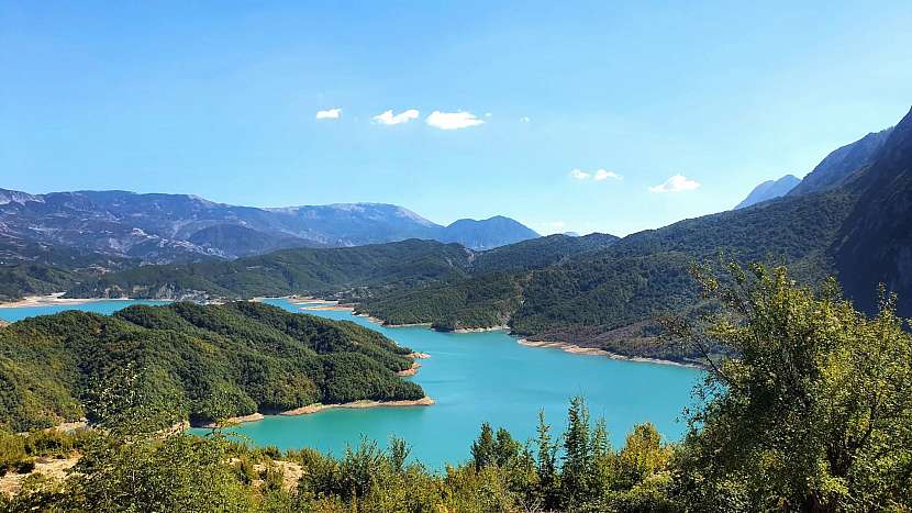 Vašim cílem bude jezero Bovilla 