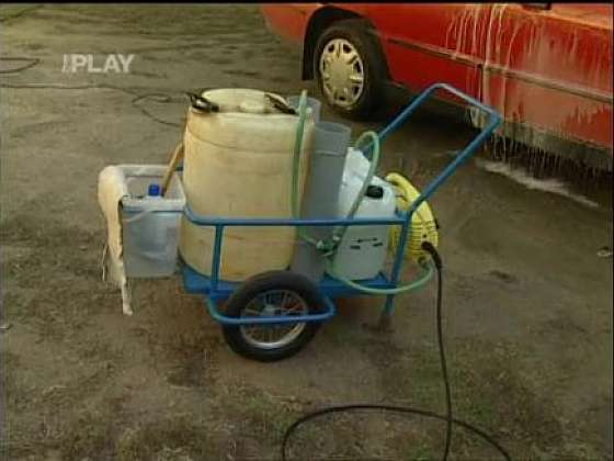 Domácí kutil - zařízení na mytí vozu