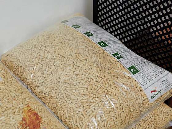 Interiérová topidla na dřevní paliva