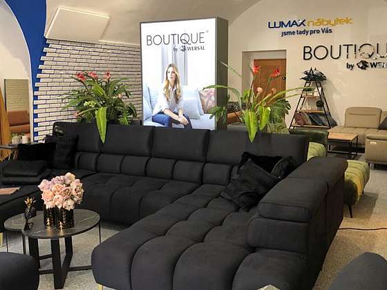 Hledáte nábytek, který vám bude sloužit celé roky? Navštivte showroom Lumax nábytku!