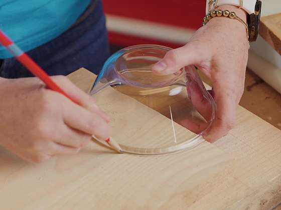 Čalouněná rustikální stolička