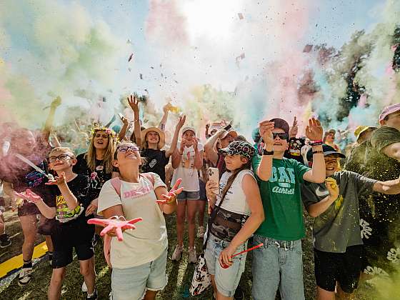 Otevřít článek/video: Bezva Fest vrací děti od obrazovek zpět k rodinné zábavě
