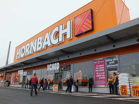 Hornbach Čestlice dnes otevřen