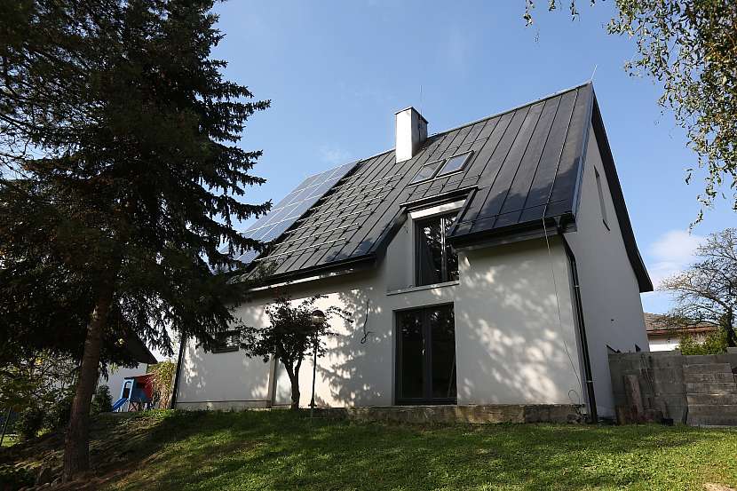U plechových krytin je důležité zvolit správný způsob uchycení panelů