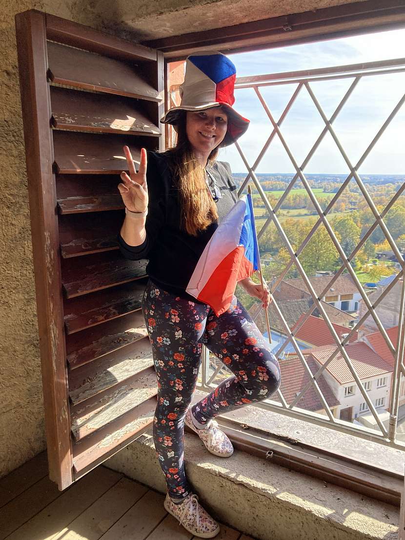 Vítězná vrcholová fotografie z akce Český den s českými vlajkami