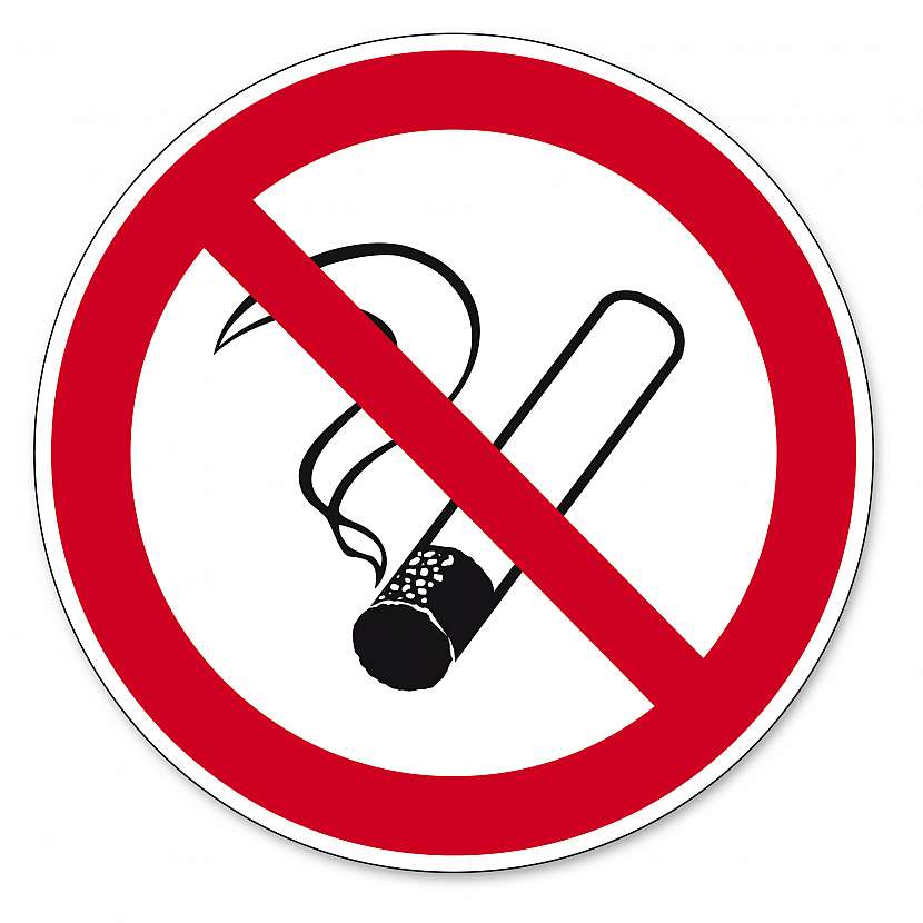 Mladí lidé zákon o zákazu prodeje tabákových výrobků do 18 let nedodržují