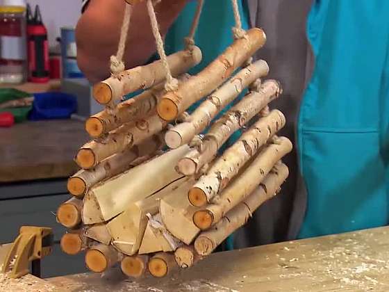 Jak vyrobit nosič na dřevo