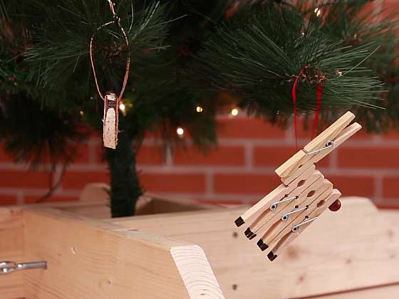 Jak vyrobit jednoduchý stojánek na vánoční stromek