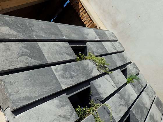 otevřít: Tahle fakt vydrží: Postavte si betonovou zelenou zeď letní kuchyně
