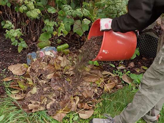 Co se zahradním odpadem