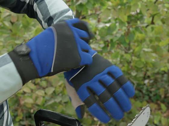 Bezpečná příprava dřeva: Pily