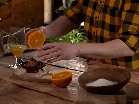 Víte, jak využít vymačkaný pomeranč?