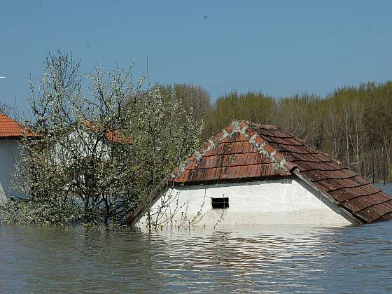 Majetkové pojištění by mělo pamatovat i na povodně a vichřice