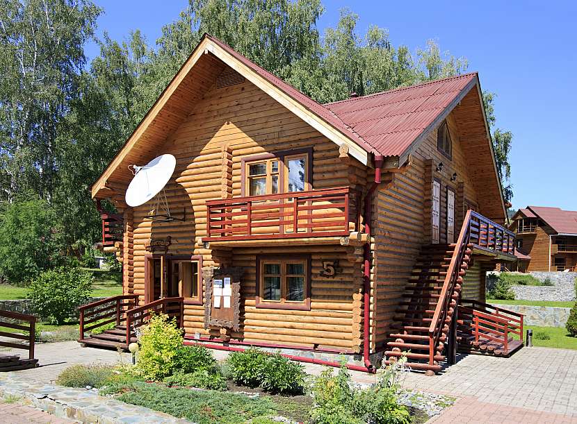 Cílem státu je do roku 2035 stavět 25 % nových rodinných domů ze dřeva