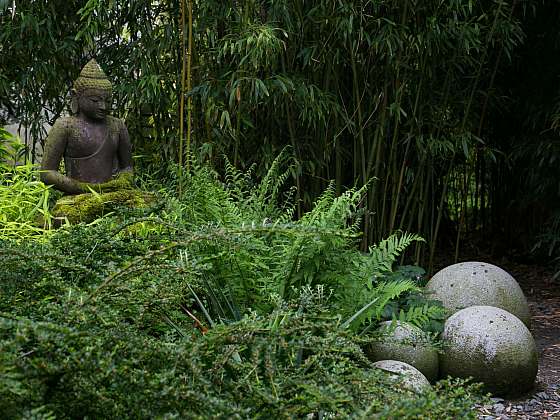 Vytvořte si na zahradě koutek určený pro meditaci