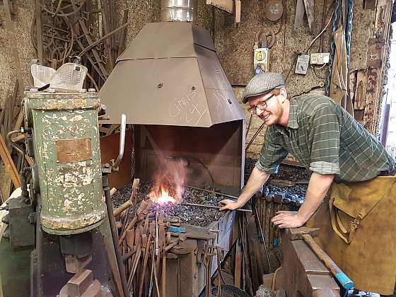 Otevřít článek/video: Pavel Hásek, kovář na stáži v Anglii