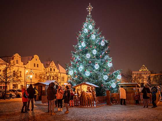 Vánoce ve středních Čechách: advent na zámku, vánoční tvoření i jarmarky